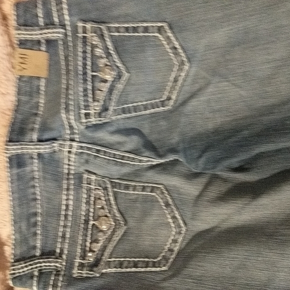 Jean capris - Picture 5 of 5